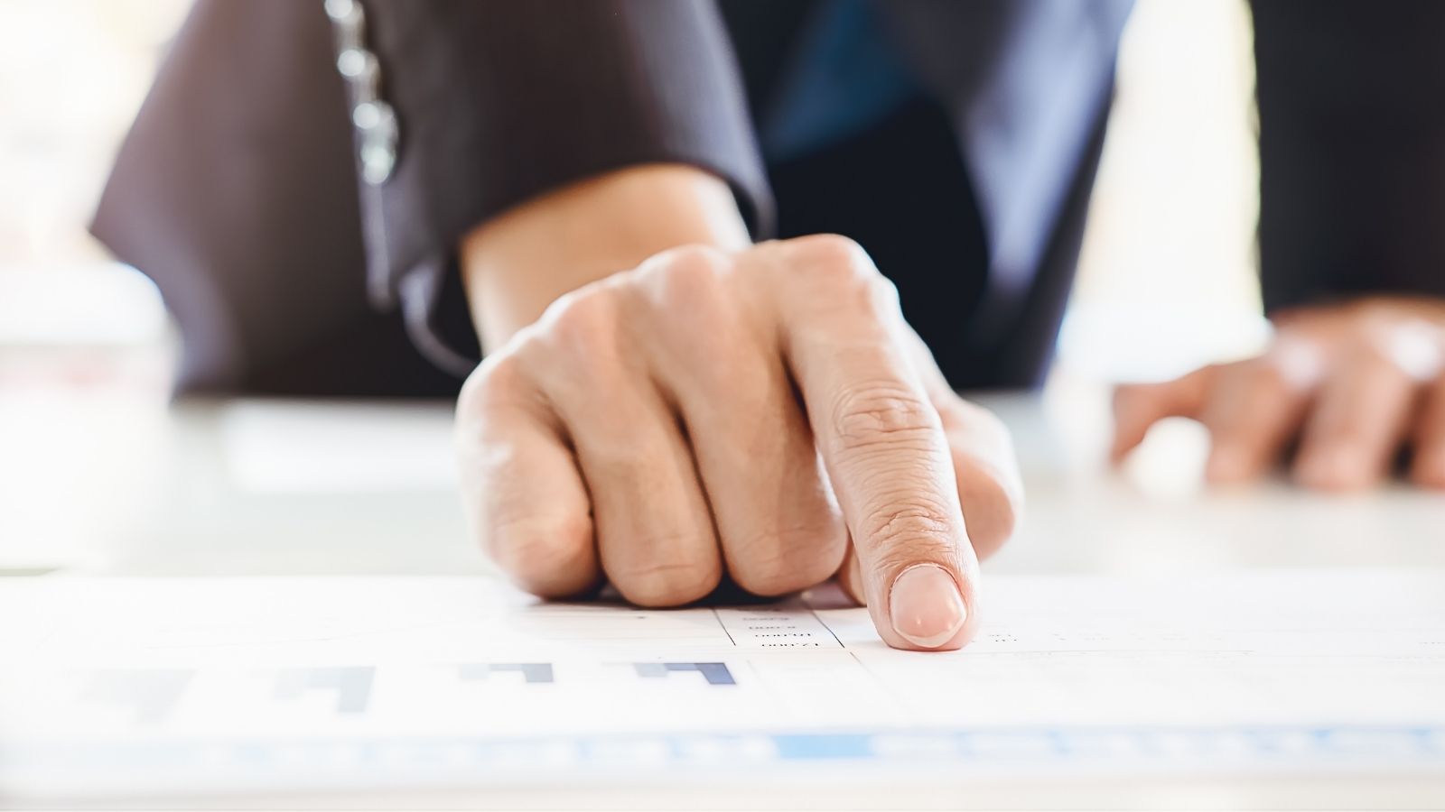 一分鐘了解漲停和跌停｜漲跌停的觸發機制、發生原因及應對策略- Spark Spark Finance