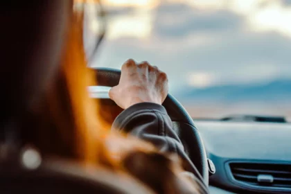 feature image renew malaysia driving license